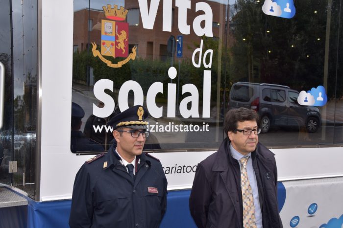 "Una vita da Social" fa tappa a Colle Val d'Elsa