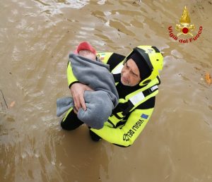 Evento Patti Smith, i fondi raccolti devoluti alle popolazioni alluvionate della Toscana