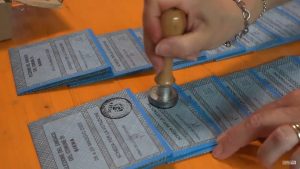 Elezioni europee e amministrative, si vota sabato 8 e domenica 9 giugno. Sì al Terzo Mandato per sindaci sotto i 15mila