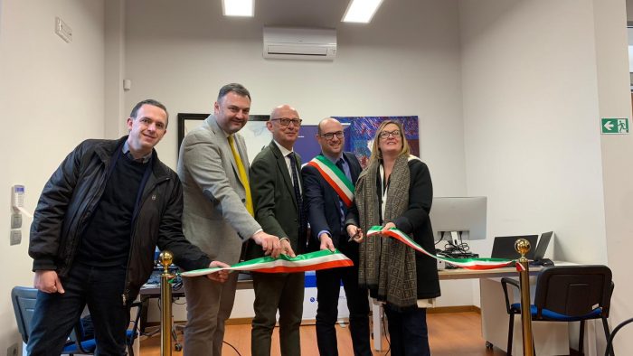 Inaugurato Punto digitale di San Gimignano, Ciuoffo: “L’accesso ai servizi della Pa deve essere per tutti”