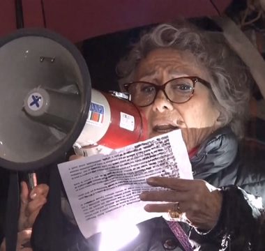 sit in violenza donne Piazza Tolomei (6)