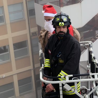 babbo natale pompiere