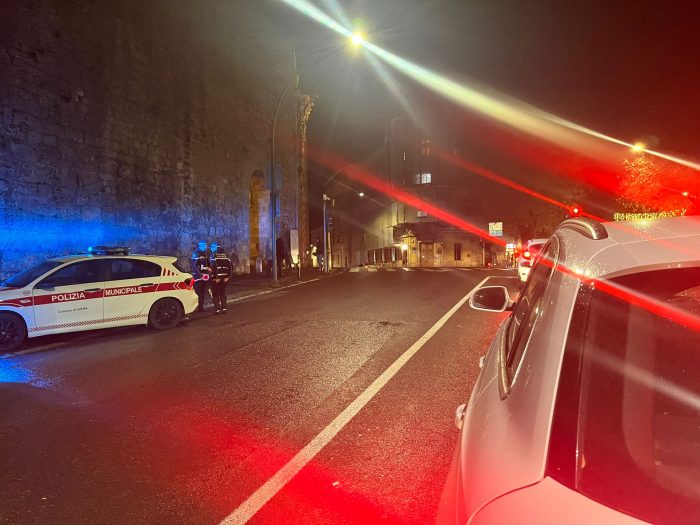 Incidente a Siena, 85enne investita fuori Porta Camollia