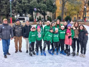 Siena, inaugurata la pista di ghiaccio alla Lizza e la Casa di Babbo Natale alle Papesse