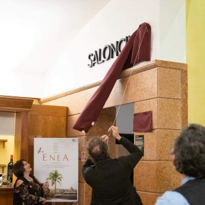 Colle di Val d'Elsa, inaugurato il nuovo allestimento del foyer del Teatro del Popolo