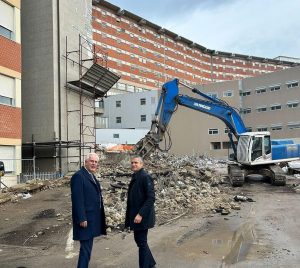 Lavori edificio Volano Scotte Siena, sopralluogo di Giani col dg Barretta