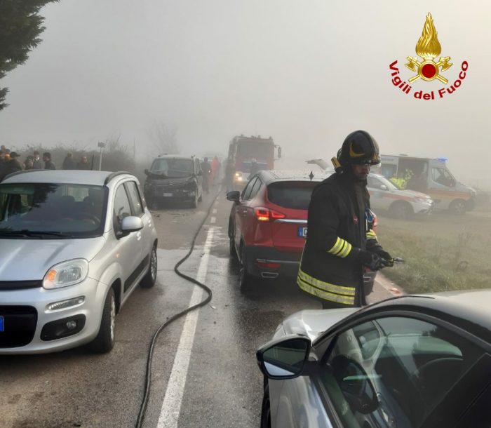 Colle di Val d'Elsa, tamponamento a catena sulla Ss68, un ferito