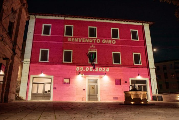 Tappa del Giro d'Italia da Torre del Lago a Rapolano si allunga di 3 chilometri