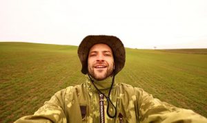 Alessandro Borghi fa tappa in Val d'Orcia, vacanze di Natale a Pienza