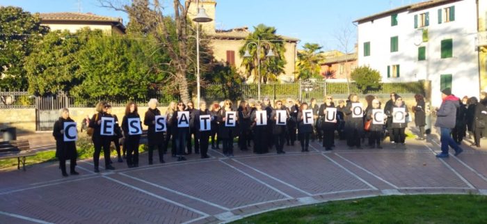 Poggibonsi, le donne valdelsane in corteo per chiedere il cessate il fuoco