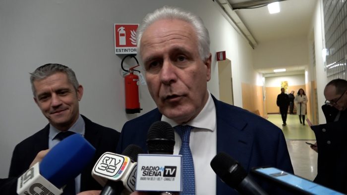 Sanità toscana in rosso, Giani: "Basta parlare di criticità, siamo un'eccellenza"