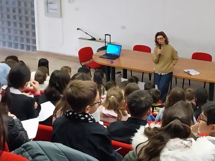 Rapolano Terme: incontro nelle scuole con Tina Montinaro