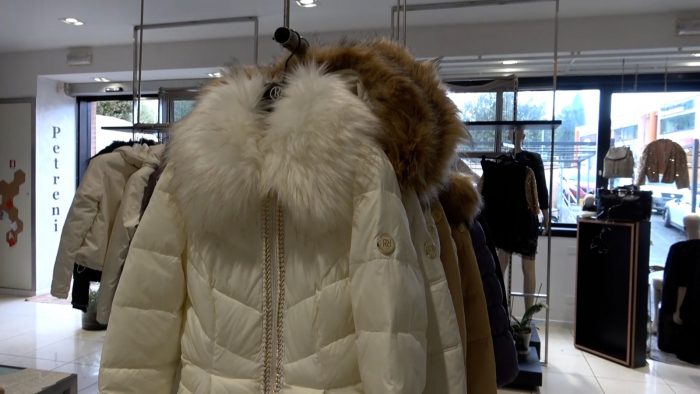 Saldi invernali al via: il must sar&agrave; il piumino, sia da donna che da uomo