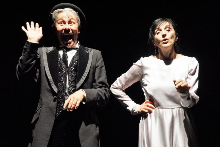 Ai Rinnovati di Siena arriva “Risate di gioia”, storie di gente di teatro