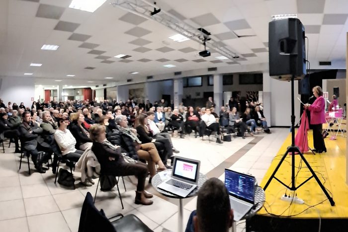 Poggibonsi, la promessa di Susanna Cenni: "Avrò cura di te"