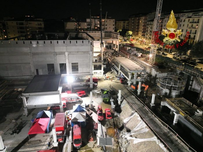 Crollo cantiere Esselunga a Firenze, trovato il corpo della quinta vittima