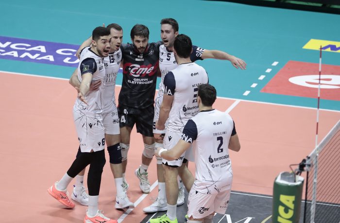 La Emma Villas Siena cade al PalaEstra contro Brescia 3-2