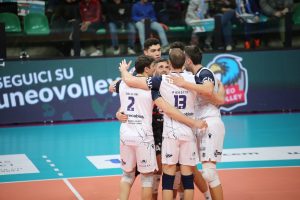 Emma Villas Siena sconfitta 3-2 nel big match contro la Puliservice Cuneo