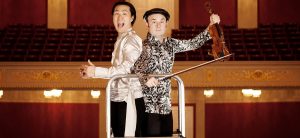 Poggibonsi, al Politeama il concerto di Carnevale dell’ORT con Igudesman e Joo