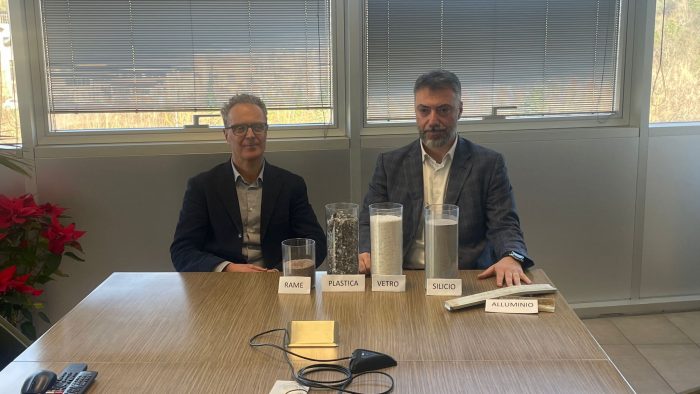 Economia circolare, a Rapolano Terme entro il 2024 l'impianto di riciclo dei pannelli fotovoltaici