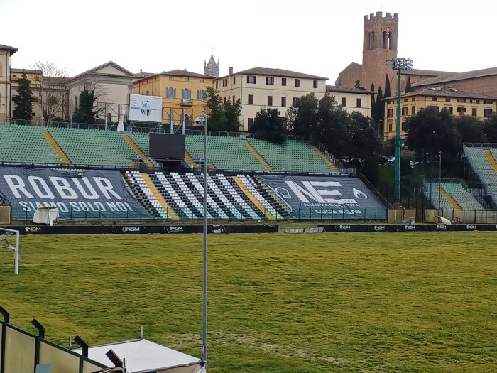 Festa Siena Fc di ritorno al Franchi: passerella per celebrare la promozione e tifosi a pranzo allo stadio