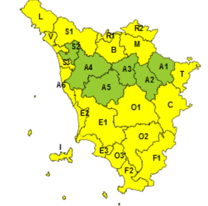 Torna il maltempo in Toscana: codice giallo per pioggia, vento e mareggiate