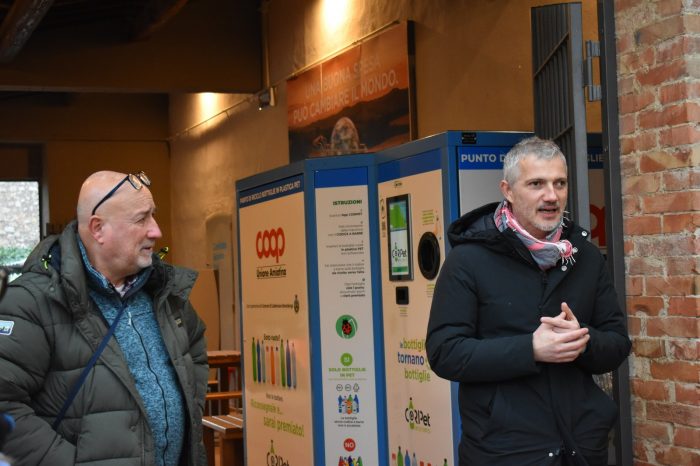 Inaugurato a Castelnuovo Berardenga il nuovo ecocompattatore Coripet