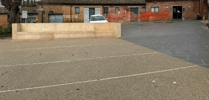 Monteroni, taglio del nastro per la nuova Piazza del Pozzo a Lucignano d’Arbia