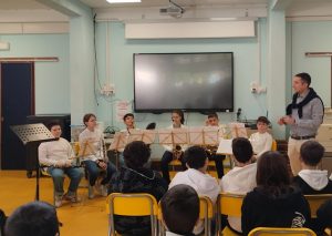 Concerto finale del progetto "A Tutto Ritmo" a Rosia: un successo di partecipazione e passione per la musica