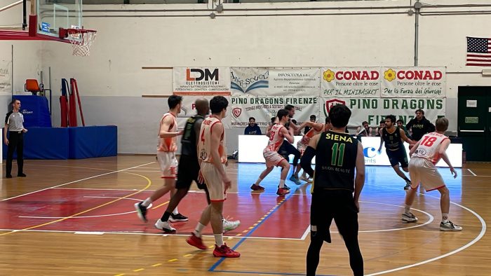 Basket C: Costone Siena corsaro a Firenze, Pino battuto 66-80