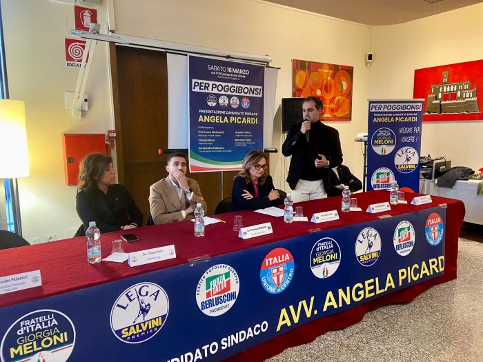 Amministrative Poggibonsi, Michelotti lancia Angela Picardi: "Ce la giochiamo, vogliamo rilanciare la città"