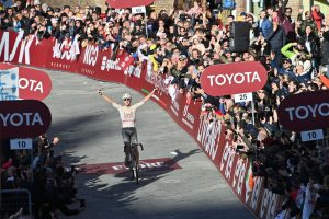 Tadej Pogačar vince la Strade Bianche 2024