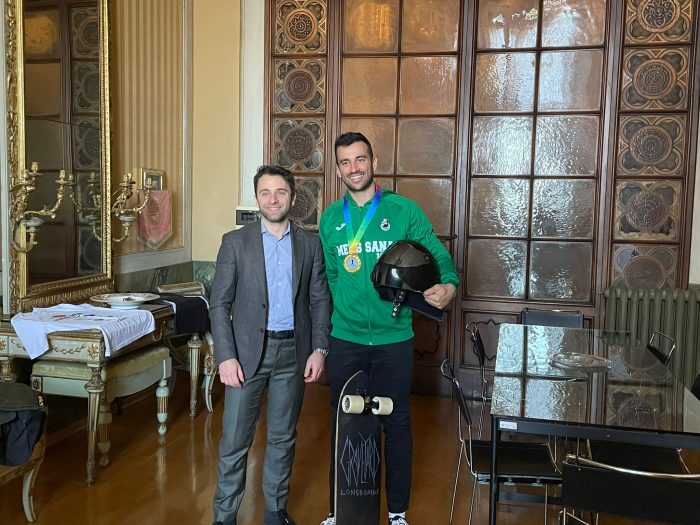 Polisportiva Mens Sana, il campione del mondo Downhill Stefano Barbizzi ricevuto dal Comune di Siena