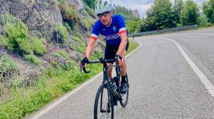 Anche il sindaco di Milano tra i partenti della 'Gran Fondo Strade Bianche'