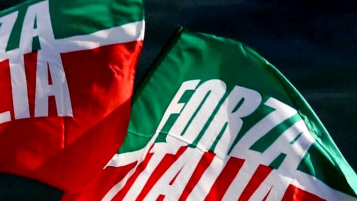 Forza Italia Siena, Pugliese dietro le quinte: accende i riflettori sulle tensioni interne