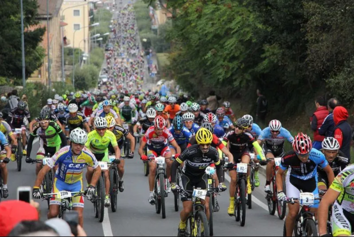 Ciclismo: alla 'Sinalunga Bike' il primato di circuiti