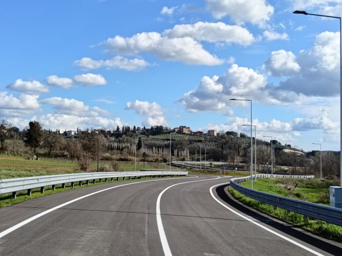 Viabilità, la variante di San Gimignano apre al traffico veicolare