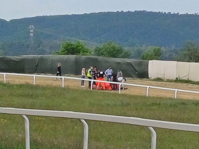 Corse Monticiano, cade e si infortuna Andrea Chessa