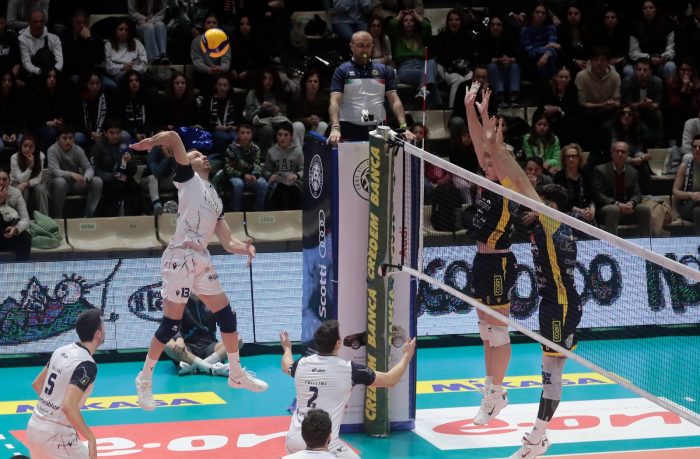 Emma Villas Siena battuta al PalaEstra da Grottazzolina che vola in Superlega