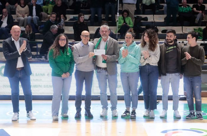 L'associazione 'Io tifo Mens Sana' a sostegno della Pediatria delle Scotte