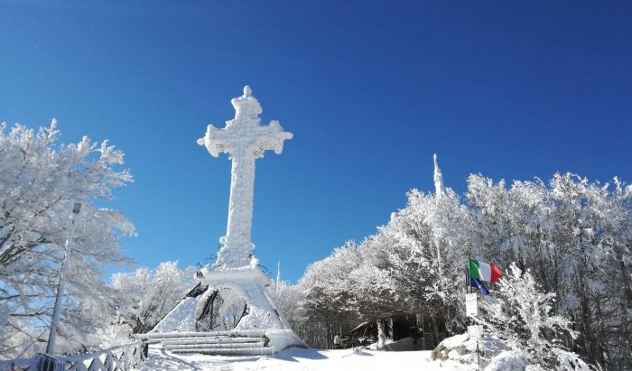 Meteo: 25 aprile sulla neve, temperature in rialzo nel fine settimana
