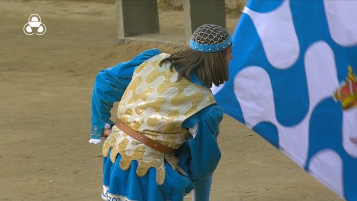 Palio 2024, premio speciale alla miglior coppia di alfieri di Piazza