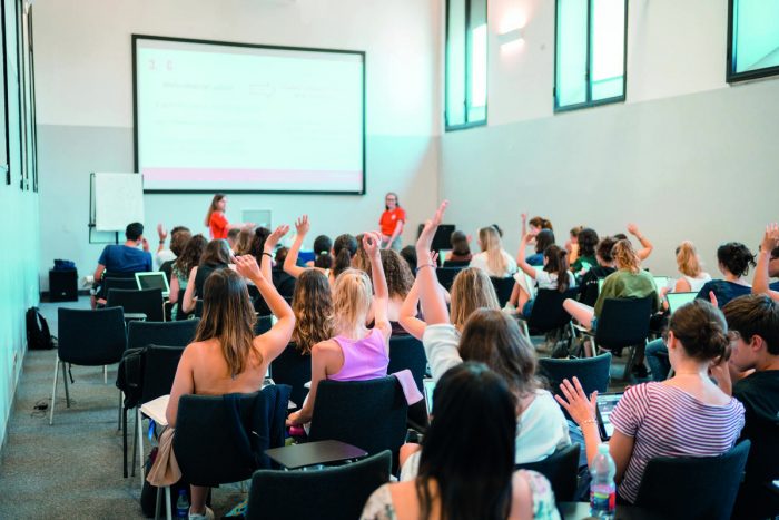 Aspiranti medici alla prova generale del nuovo test di Medicina domani a Siena