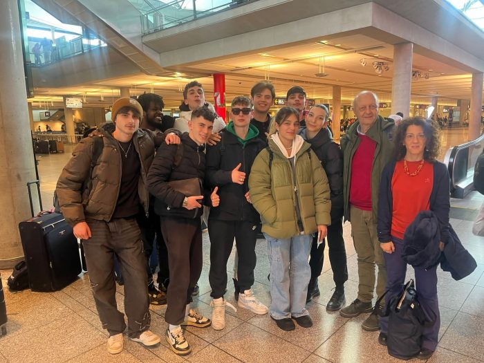Siena, gruppo di studenti del Bandini vola in Canada insieme al preside