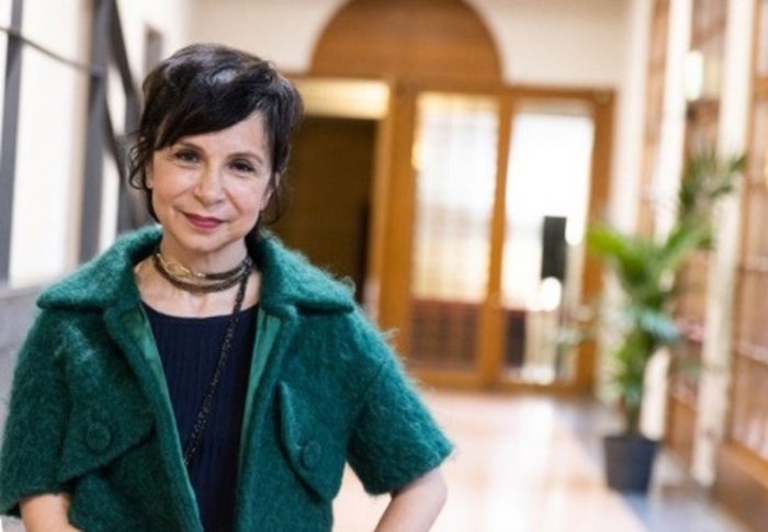 Poggibonsi, Barbara Stefanelli presenta "Love harder - Le ragazze iraniane camminano davanti a noi"