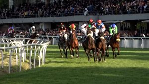 25 aprile: i senesi divisi tra Corsa dell’Arno e Palio di Bomarzo