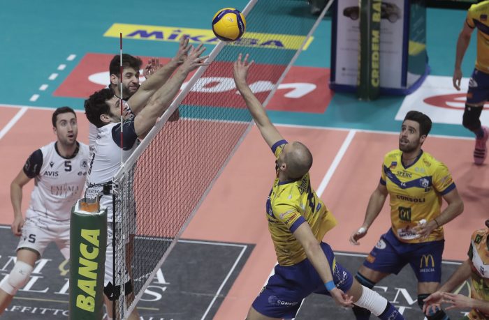 Emma Villas Siena battuta al PalaEstra, alle Final Four di Coppa Italia ci va Brescia