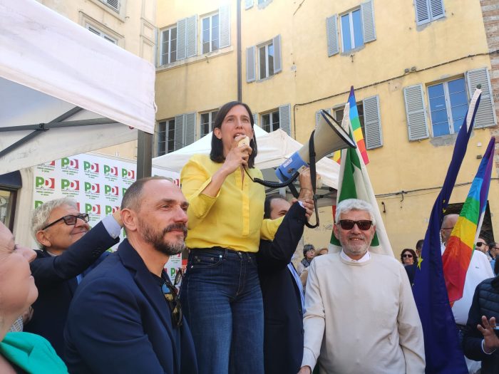 Elezioni, Elly Schlein a Siena: "Meloni regina dell'austerit&agrave;, Governo cancella la libert&agrave; delle persone"