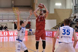 Basket, la San Giobbe Chiusi batte Latina 64-91 e parte forte in fase salvezza