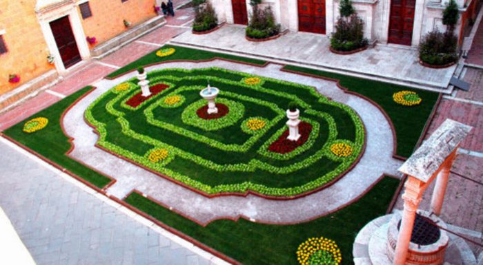 Torna "Pienza e i Fiori", da domani il borgo diventa un giardino